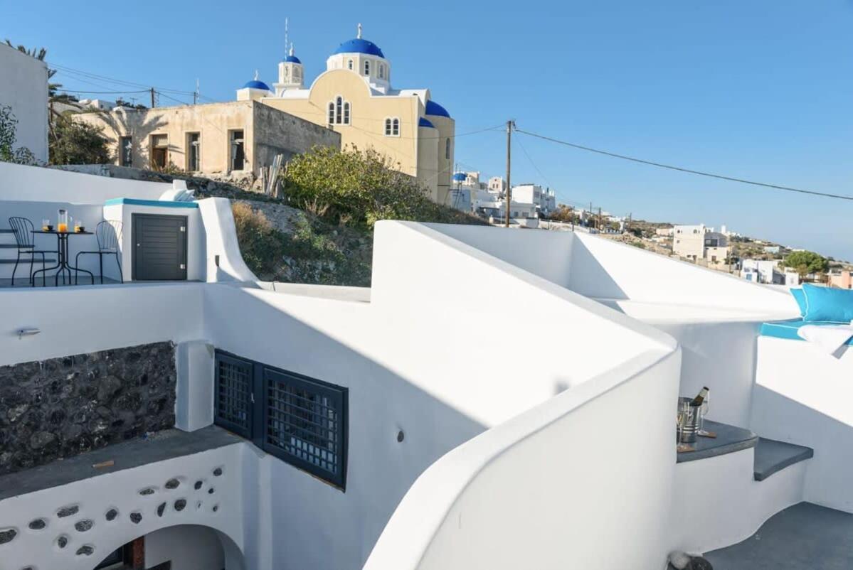 Santorini Traditional Apt With Private Hot Tub Appartement Firá Buitenkant foto